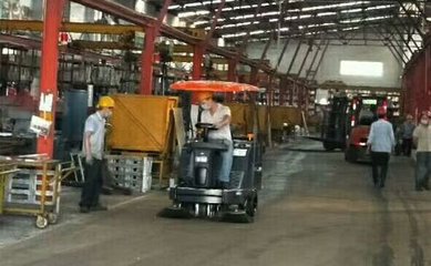 重工業制造車間的清潔就用科美電動掃地機,鐵屑粉塵全部清理掉